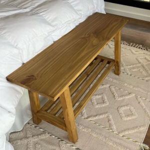 Alternative view of Pie de cama "Cata"