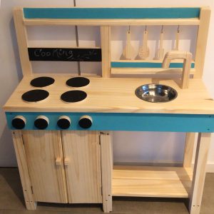 Alternative view of Cocinita Infantil