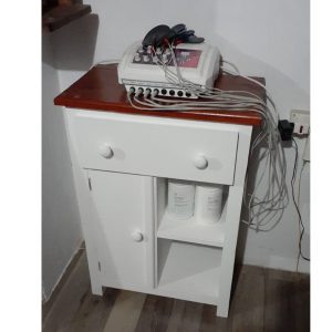 Alternative view of Mesa de arrimo (Teresa)