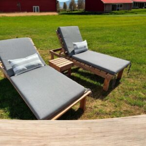 Alternative view of Reposera en Lapacho